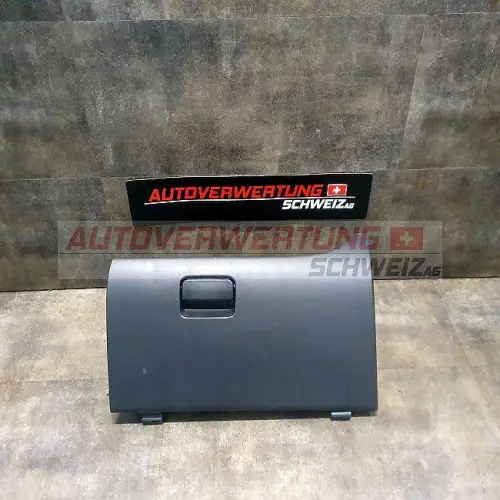 Handschuhfach Mitsubishi Space Star 1.0L