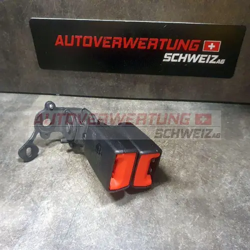8V0857739A GURTSCHLOSS VW GOLF 7