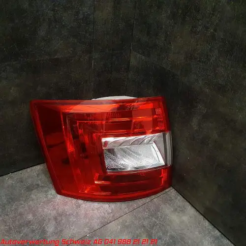 5E9945095 / 5e9945111 Rückleuchte hinten links Skoda Octavia III