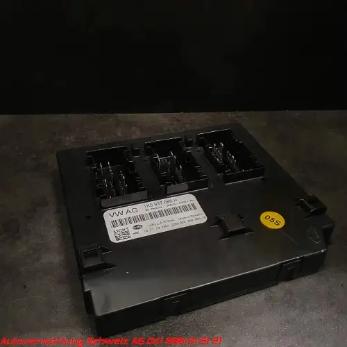 5k1 832 015B Türschloss VAG