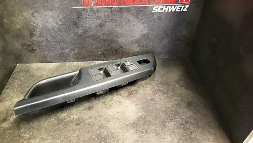Fensterheberschalter vorne links Suzuki Swift IV