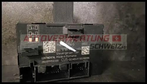 Türschloss vorne rechts VAG