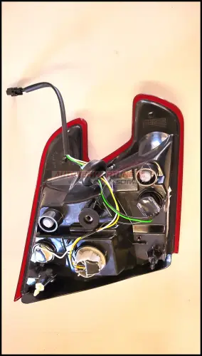 265500010R RÜCKLEUCHTE HINTEN INNEN RECHTS RENAULT MEGANE
