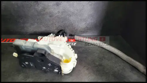 8J1837015F / 8J1837015D TÜRSCHLOSS VORNE LINKS AUDI