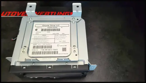 P05091245AD CD WECHSELR JEEP GRAND CHEROKEE WK2