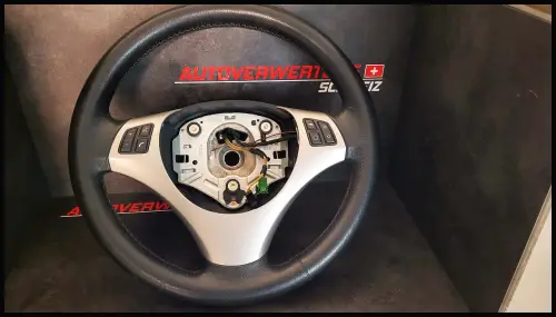 6770927-02 LENKRAD BMW 32302157307