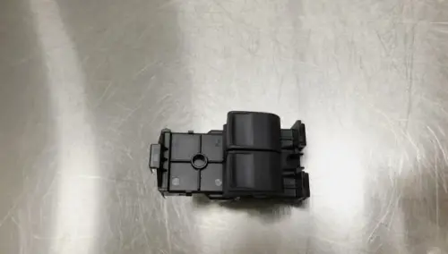 B0 009 506 80 TÜRSCHLOSS HINTEN RECHTS CITROEN C1 TOYOTA AYGO B0 011 738 80