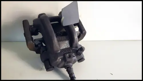 Bremszange mit Bremsträger hinten rechts BMW F31