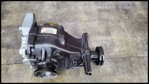 7560604-02 Differential BMW E61 33107560604 ( 3.73 )