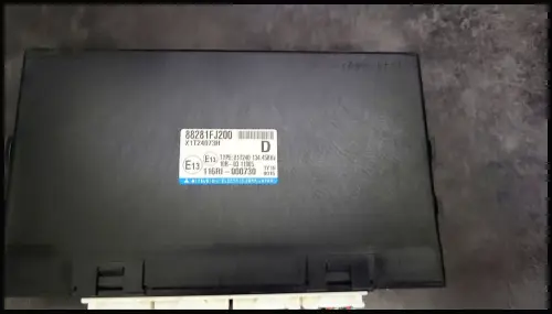 8V0 947 135 J Innenleuchte  felsgrau Audi A3 8v