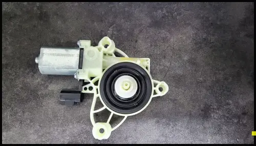 Fensterhebermotor vorne links Ford L1TB-14553-BB