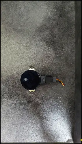 LU5T-17E428-CA REGENSENSOR FORD FIESTA LU5T-17D547