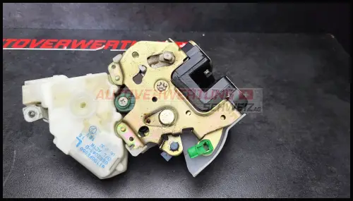 61100fe050 türschloss hinten links subaru impreza / outback
