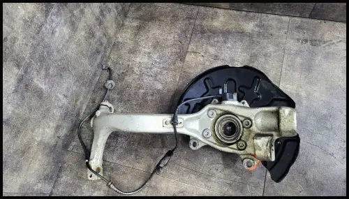 8E0 407 253 E Achsschenkel vorne links Audi A4 B7 / B6 8E0 407 253 H