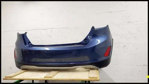 Stossstange hinten Ford Fiesta MK8