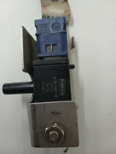 8cea9g824ab Differenzdrucksensor Ford