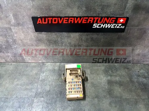 82201AJ010 Sicherungskasten Subaru Legacy 2.0D
