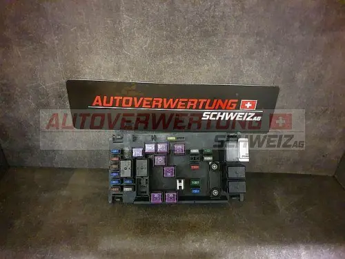 82241FG030 SICHERUNGSKASTEN SUBARU IMPREZA