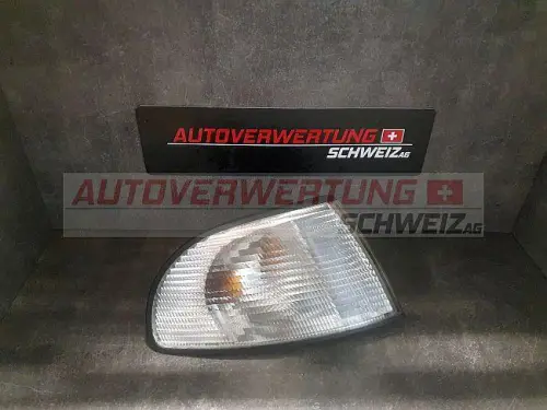 8D0953050A BLINKER VORNE RECHTS AUDI A4
