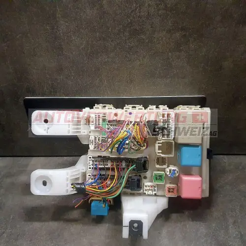 8273047290 Sicherungskasten Toyota Prius